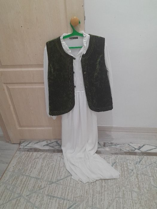 Одежды почти новые