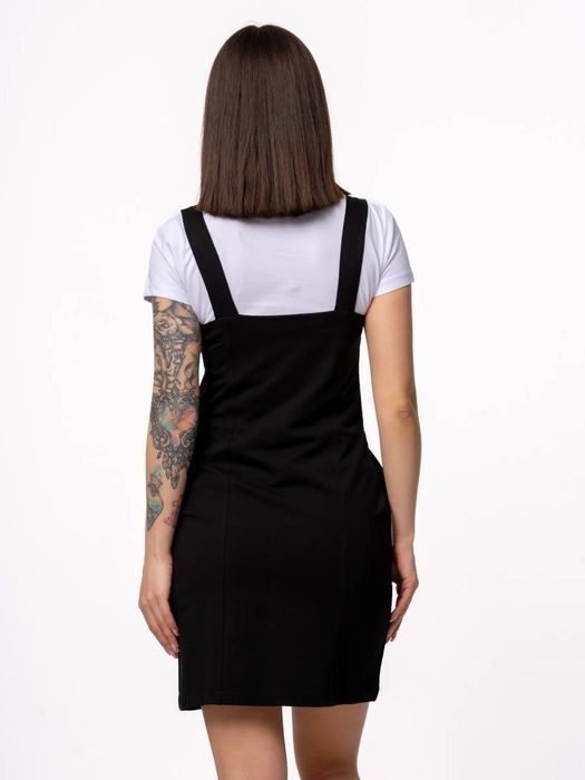 Rochita Gucci și tricou
Marimi  M L  XXL 
Pret 270 lei