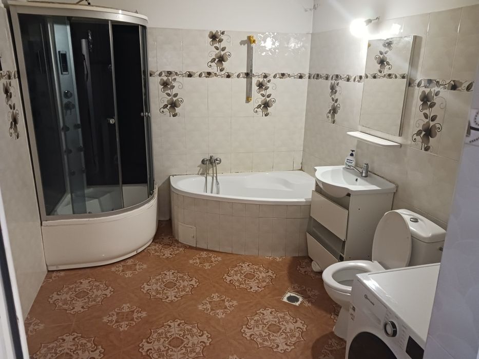 Casa de vanzare-Bucuresti sec.5 Zona Mall Liberti  Jumbo