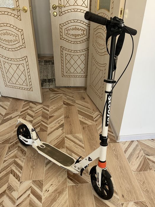 Продам самокат подростковый