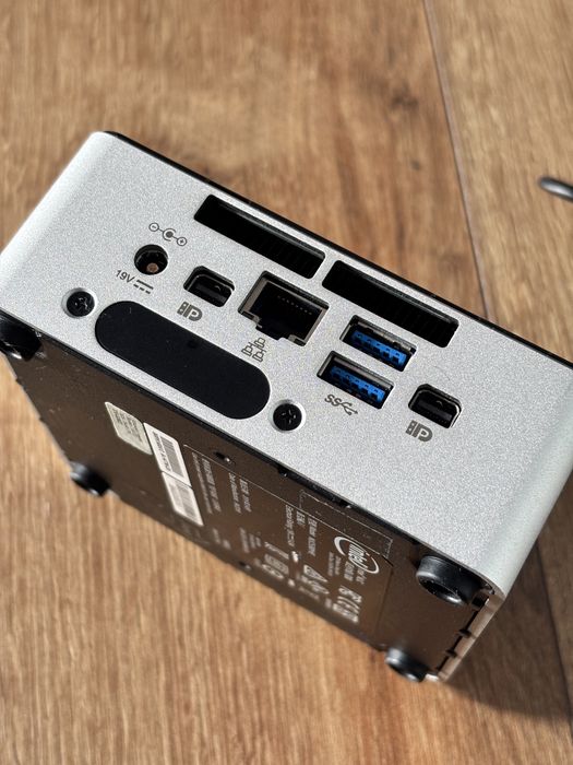 NUC5i5MYHE Home Assistant