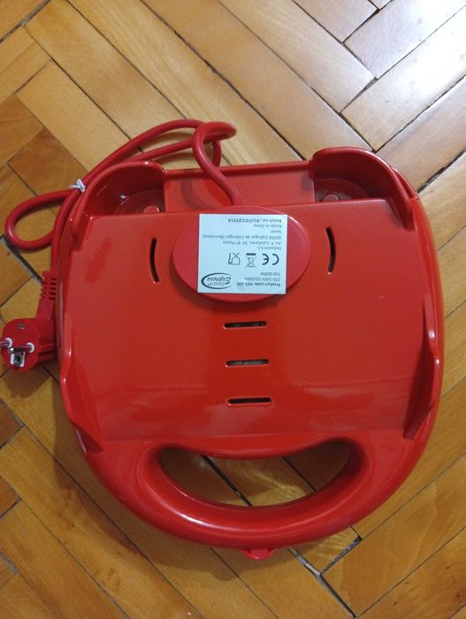 Малък Уред за здравословно готвене и хранене без мазнина - Starlyf Express