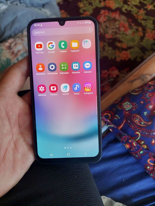 A24 sotiladi. Aybi yo‘q. Telga javob. 6 ga 128 GB xotira. Kor dok bor.