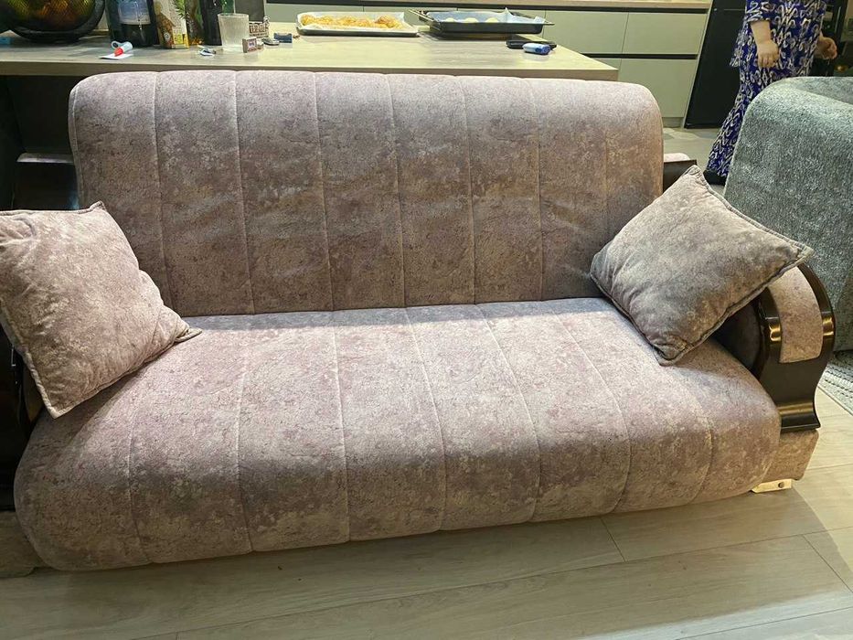 Комплект мебели в гостиную б/у mebel to'plami