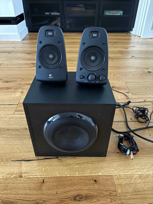 Компютърни тонколони LOGITECH Z623 2.1 THX