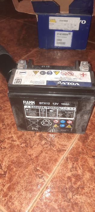 горивен филтър ХL 60    Волво. инскрипшън по обновен.  150 лв