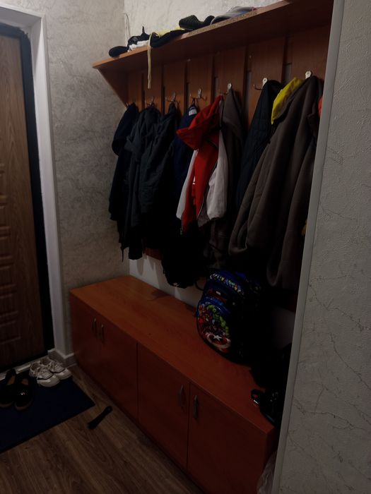 Продам прихожую в отличном состояний