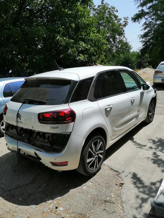 Задно стакло за пета врата за citroen c4 pikaso след 2014 година