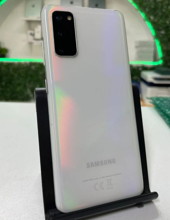 Vand Samsung galaxy S20+