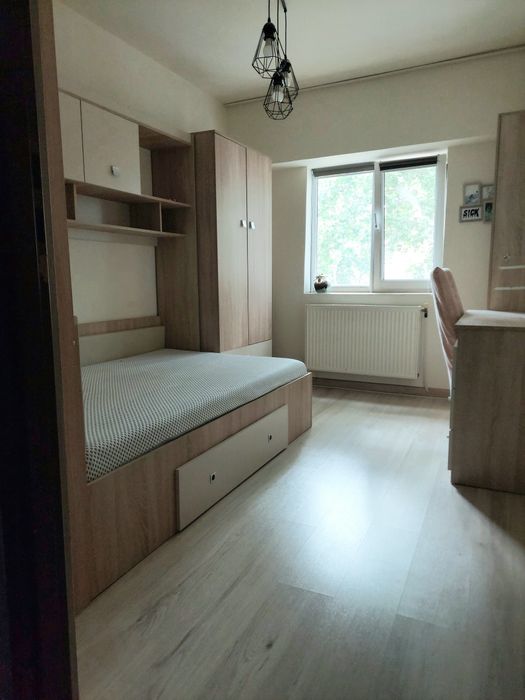 Inchiriez apartament 3 camere, in zona Orizont