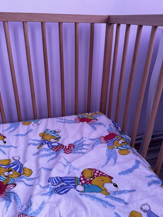 Бебешка дървена кошара с матрак