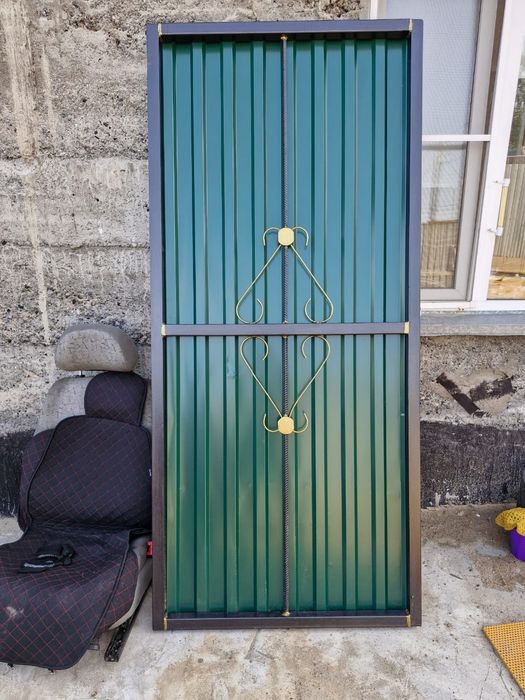 Продам Ворота с Калиткой Новые