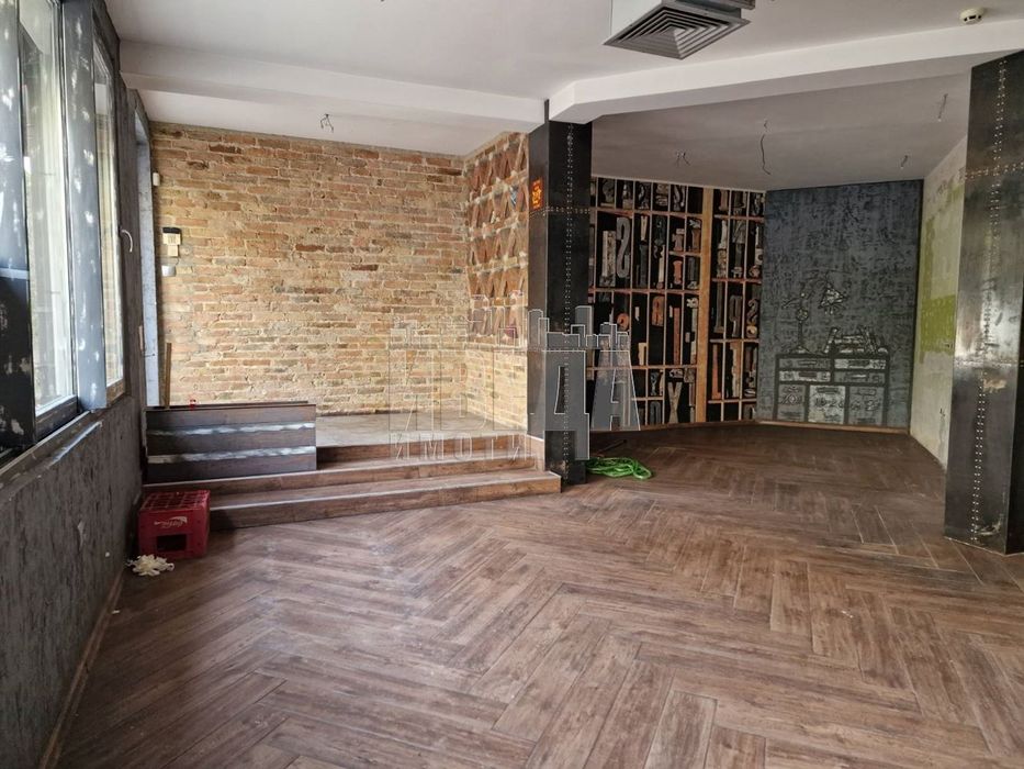 Продава се Заведение в Варна, Общината - 338 кв.м за 1140 €/кв.м - Снимка #1