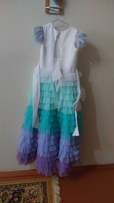 Платье нарядное для девочки