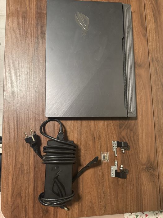 Laptop ASUS ROG Strix Scar III G731GV RTX 2060