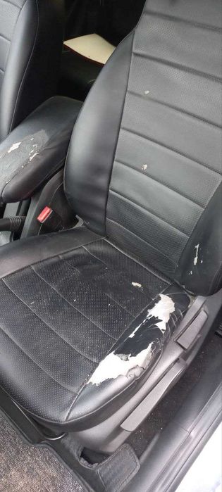 Продам авто чехлы из эко кожи на Lada Vesta (б/у)