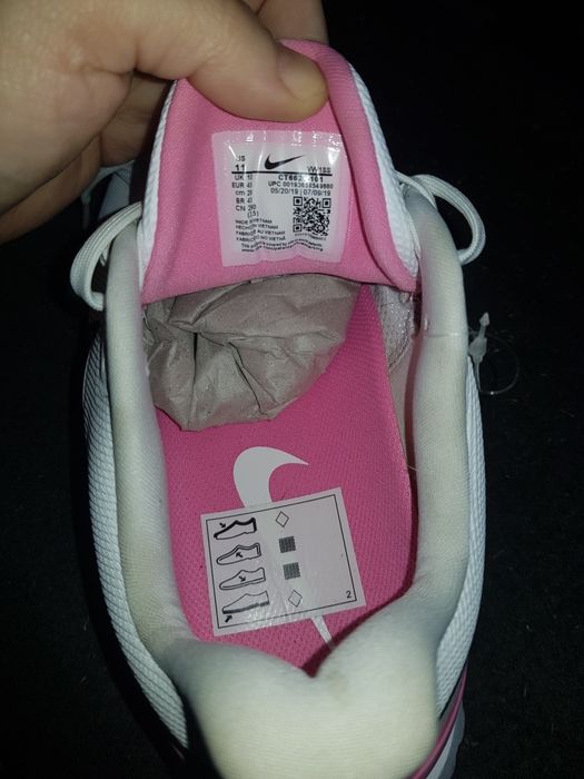 Adidasi nike nr 45 noi
