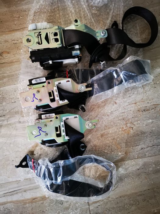 Centuri Mercedes GLE / ML W166 spate + stanga fata Pre-Safe