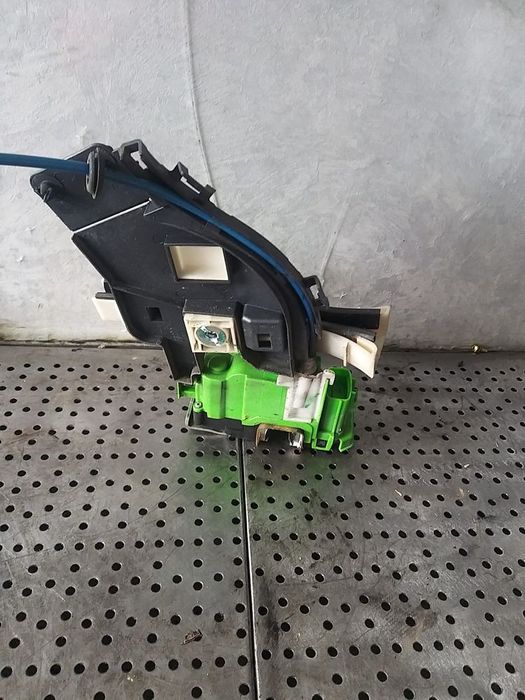 Broasca usa dreapta spate alfa romeo giulietta 940 505228690