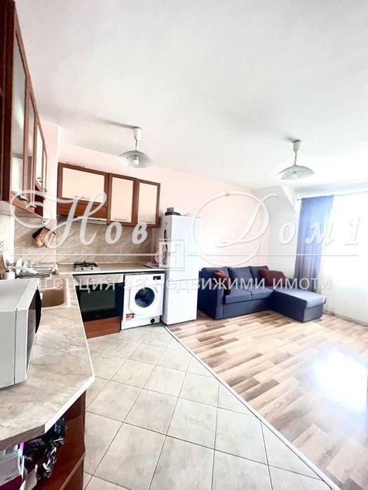 Продава се Тристаен апартамент в Варна, Лятно кино Тракия - 83 кв.м за 2229 €/кв.м - Снимка #1