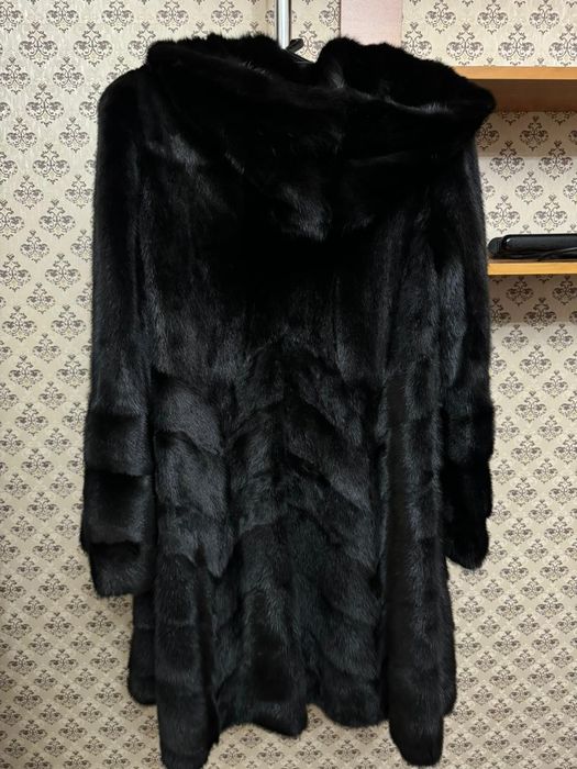 продам норковую шубу