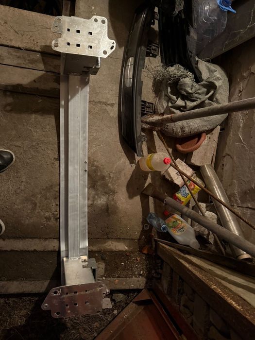 Усилитель бампера на Geely Atlas