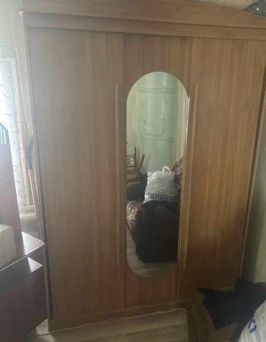 Продам шкаф недорого