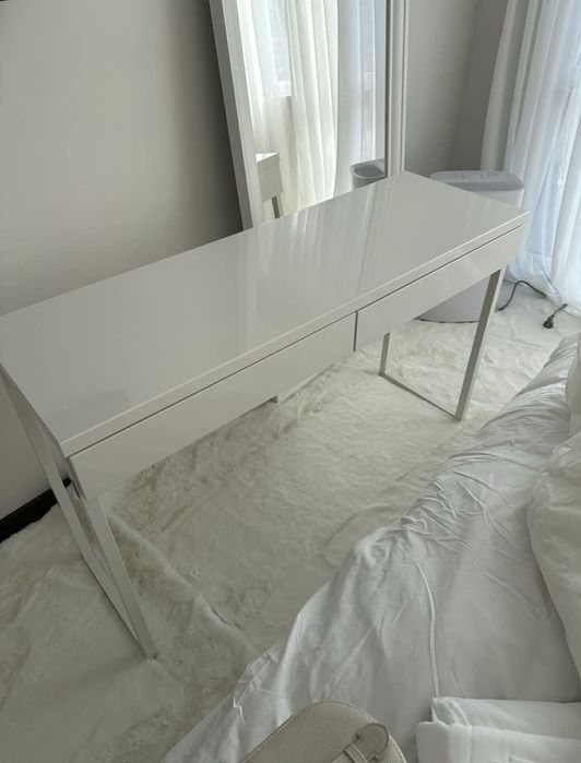 Бюро Ikea Besta Burs , бял гланц