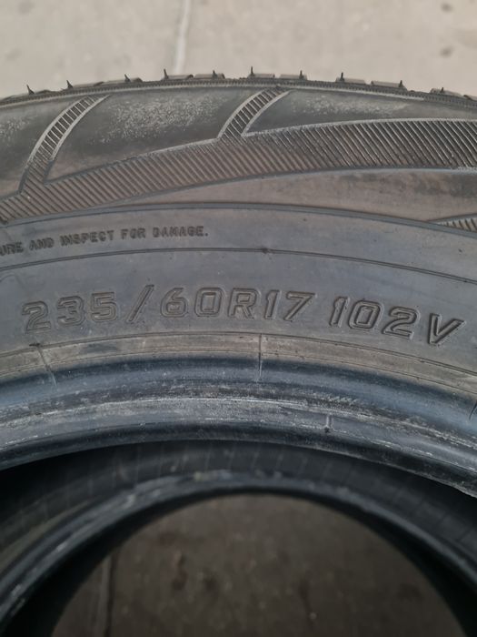 Зимни гуми 2 броя FALKEN EuroWinter HS01 Suv 235 60 R17 дот 3621