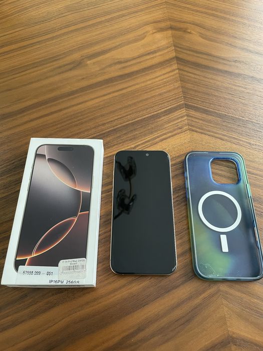 iPhone 16 Pro Max 256 GB/Ёмкость батареи — 100%