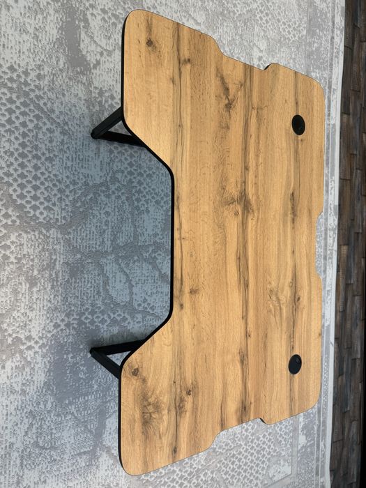 Компьютерный стол  в стиле loft