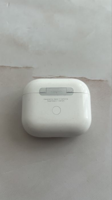 Airpods 3 почти новые