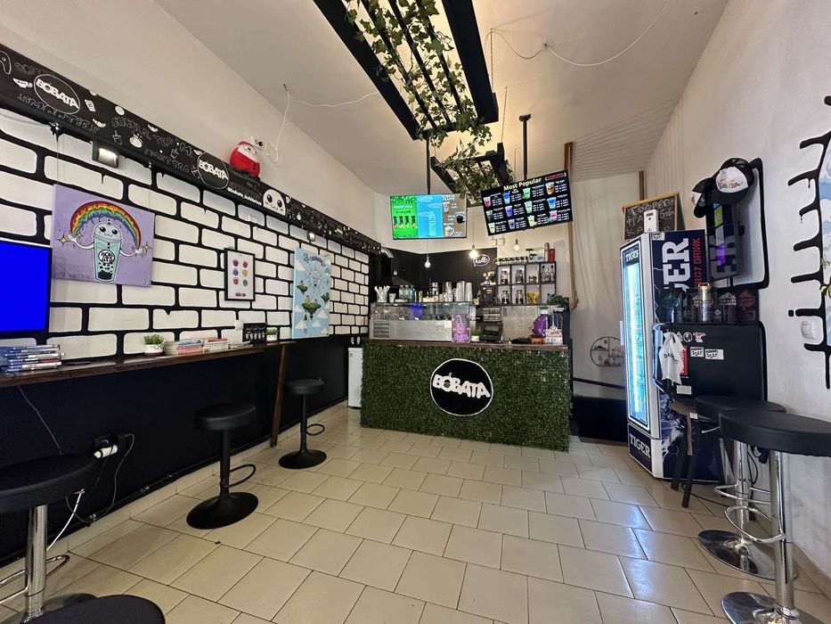 Дава се под наем Заведение в Пловдив, Старият град - 50 кв.м за 14861.91 € - Снимка #1