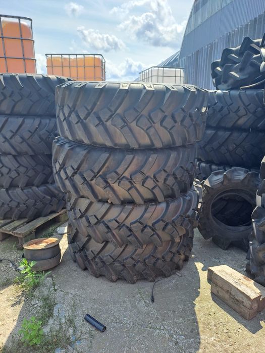 Neumaster  405/70 R24; 405/70 R20; 17,5/70 R24