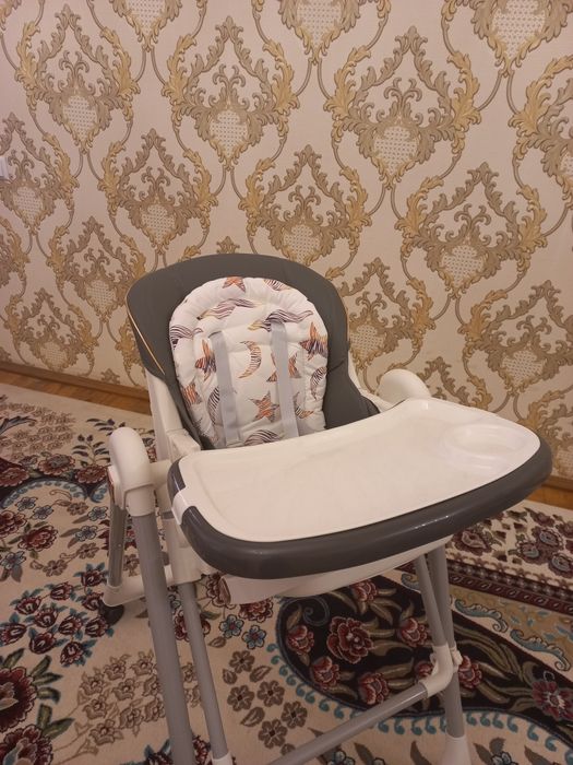 Детский стул для кормления