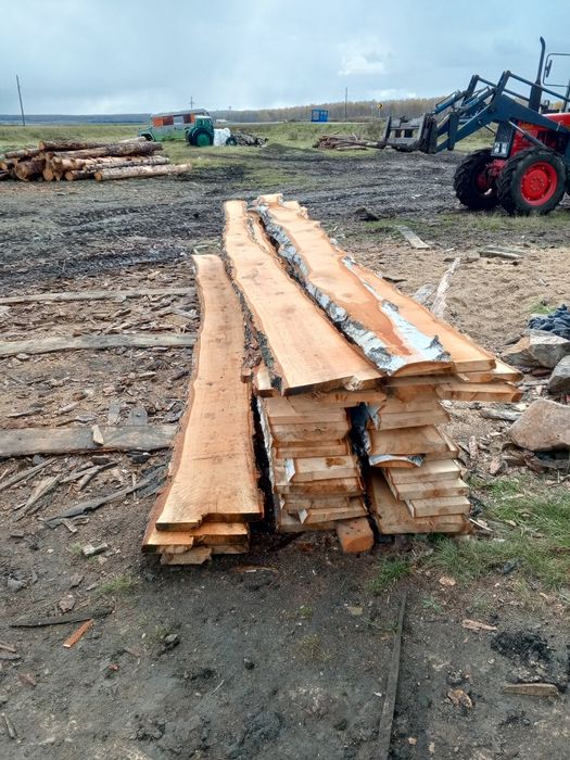 Доска не обрезная берёза.