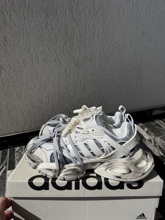 Adidas xlg albi marimea 38 noi nouti