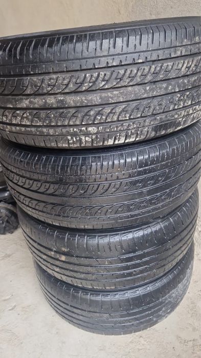 Карина , авенсиз , диски шинами