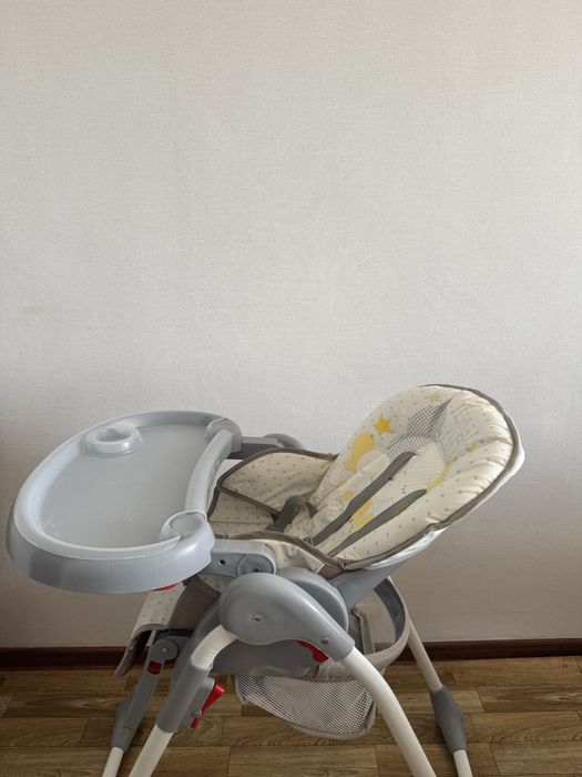 Продам стульчик для кормления