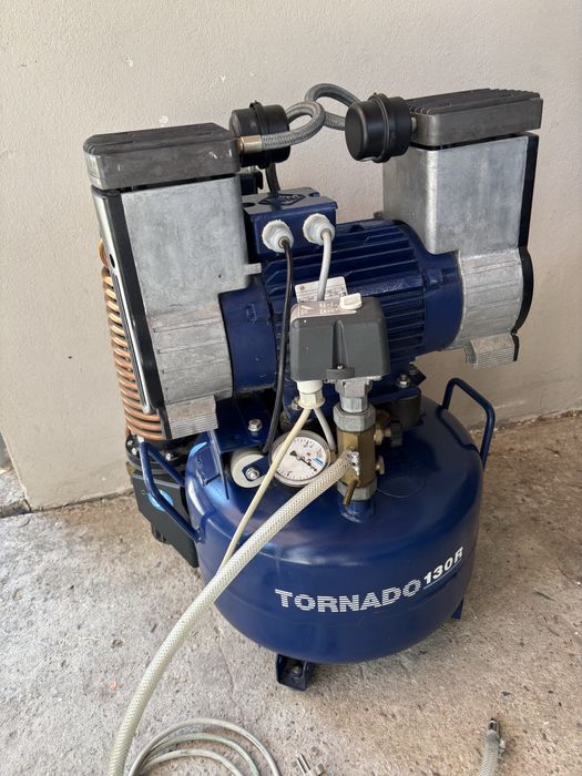 Compresor silentios durr cu uscator aer si pompa aspiratie