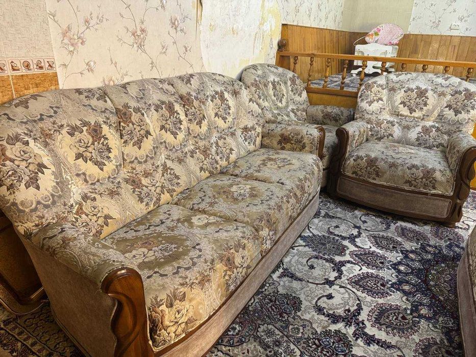 Юмшок мебеллар ва бошка нарсалар