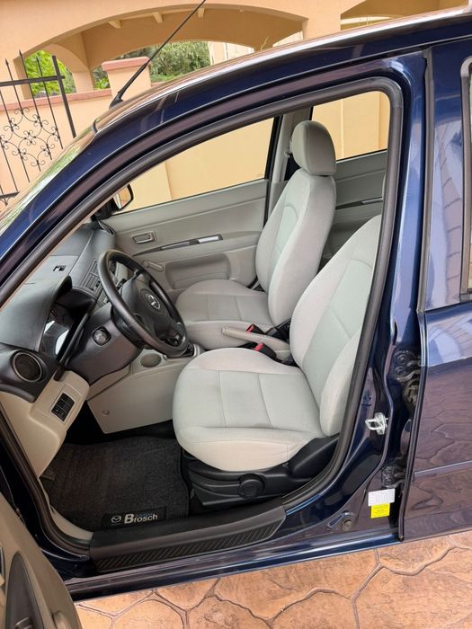 MAZDA 2 2007 — imagine 5