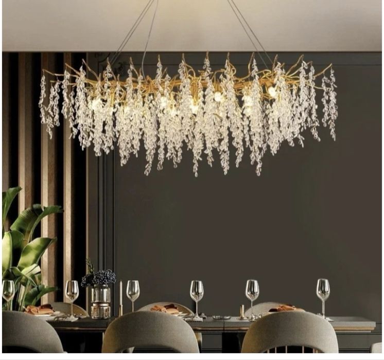 Продам люстура  новый