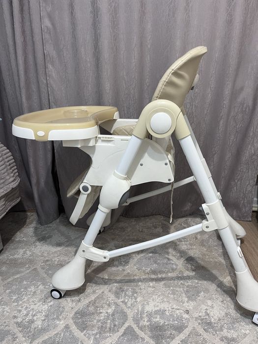 Стол для кормления