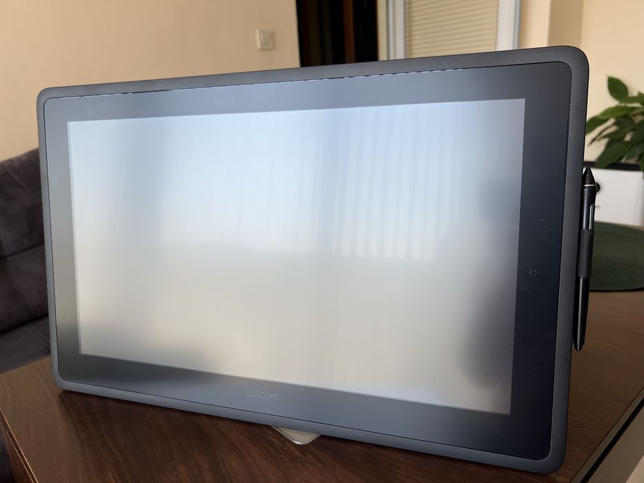 Wacom Cintiq 22 графичен таблет с дисплей – Pro Pen 2
