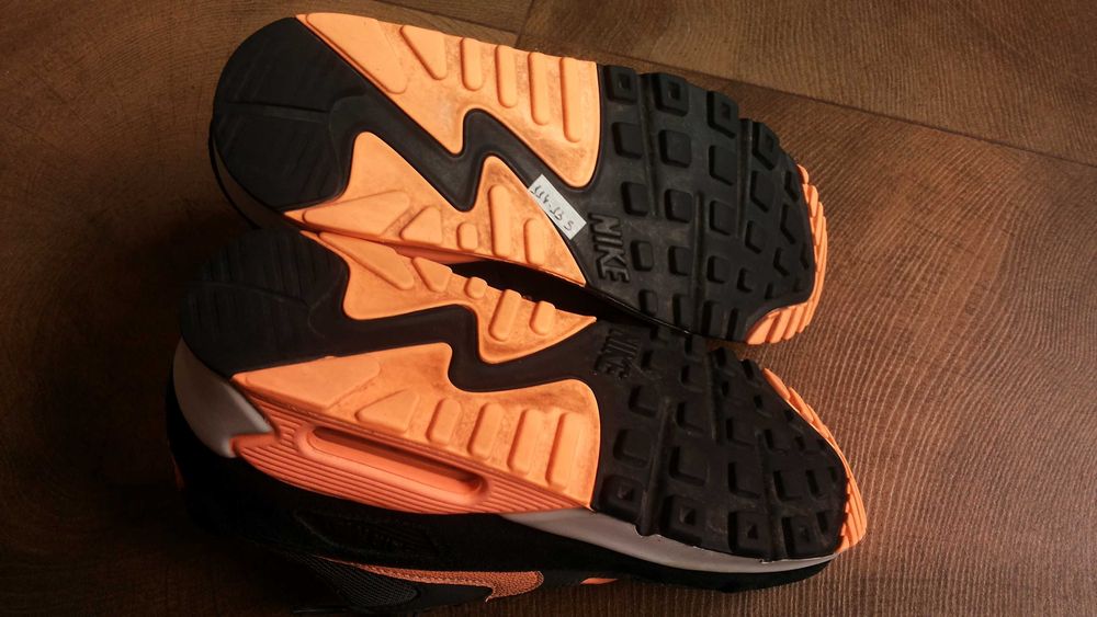 NIKE AIR MAX 90 ESSENTIAL SUNSET GLOW BLACK PLATINUM размер EUR 37,5 / UK 4 маратонки 114-13-S