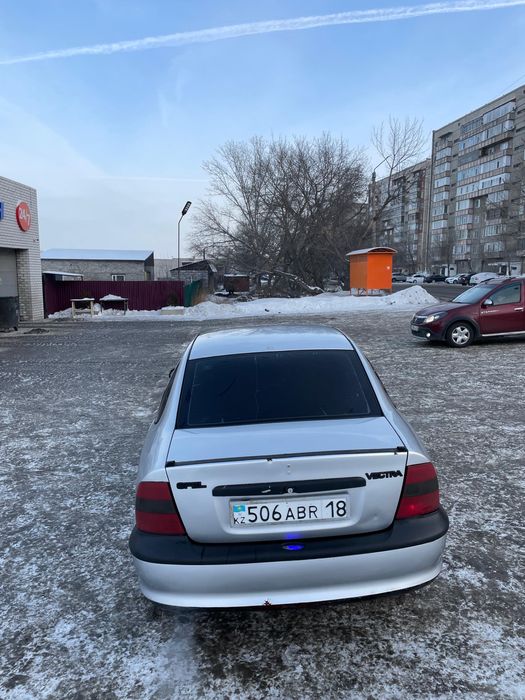 Продам машина Opel