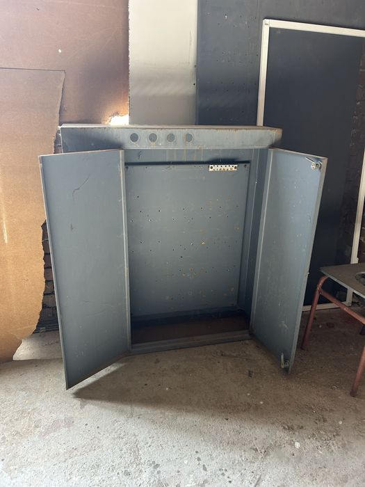 Метална кутия за ел.табло