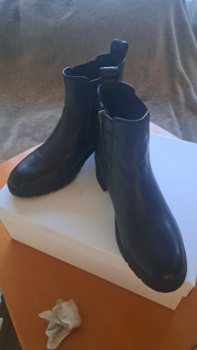 Дамски черни боти на Тамарис, естествена кожа