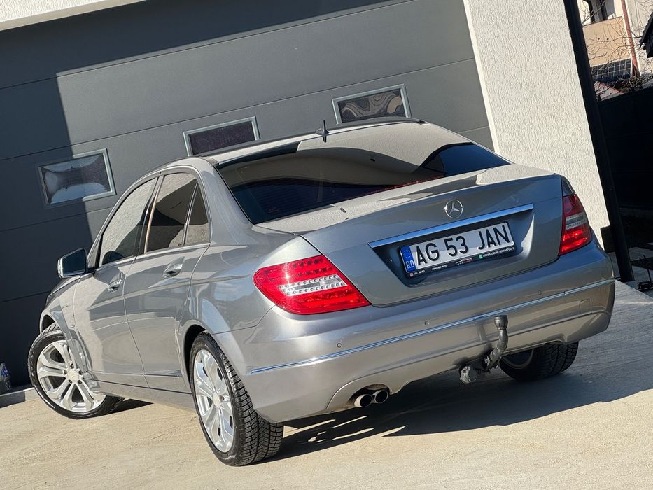 MERCEDES-BENZ C-Class 2011 — imagine 4